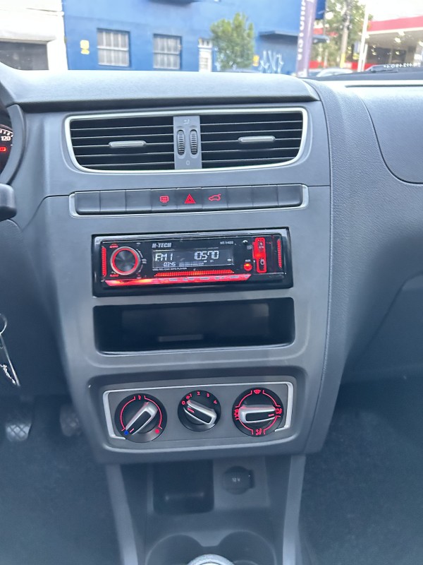FOX 1.0 ITREND 8V FLEX 4P MANUAL - 2014 - CAXIAS DO SUL