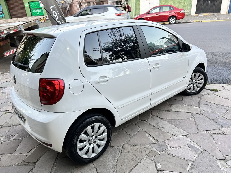 FOX 1.0 ITREND 8V FLEX 4P MANUAL - 2014 - CAXIAS DO SUL
