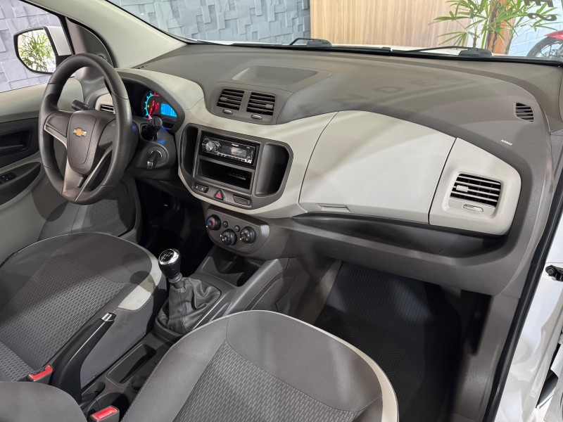 SPIN 1.8 LT 8V FLEX 4P MANUAL - 2014 - NOVO HAMBURGO
