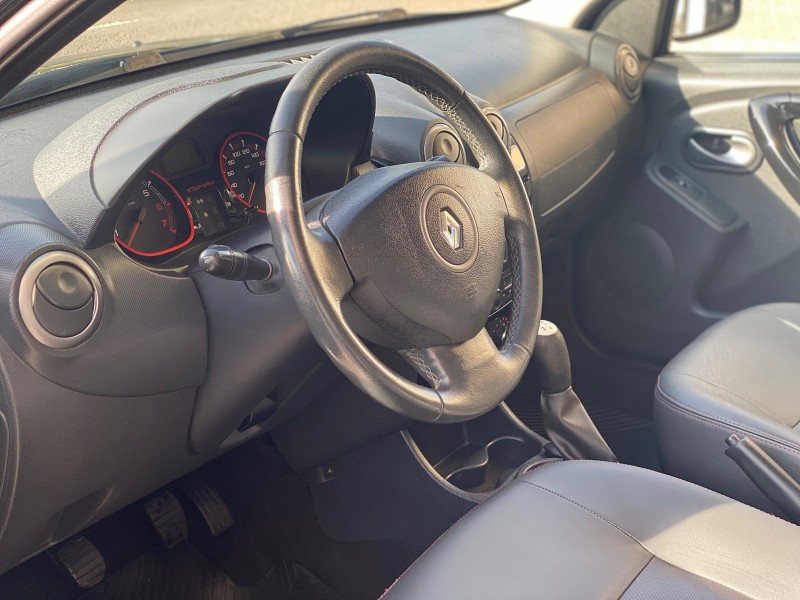 SANDERO 1.6 STEPWAY 16V FLEX 4P MANUAL - 2012 - CAXIAS DO SUL
