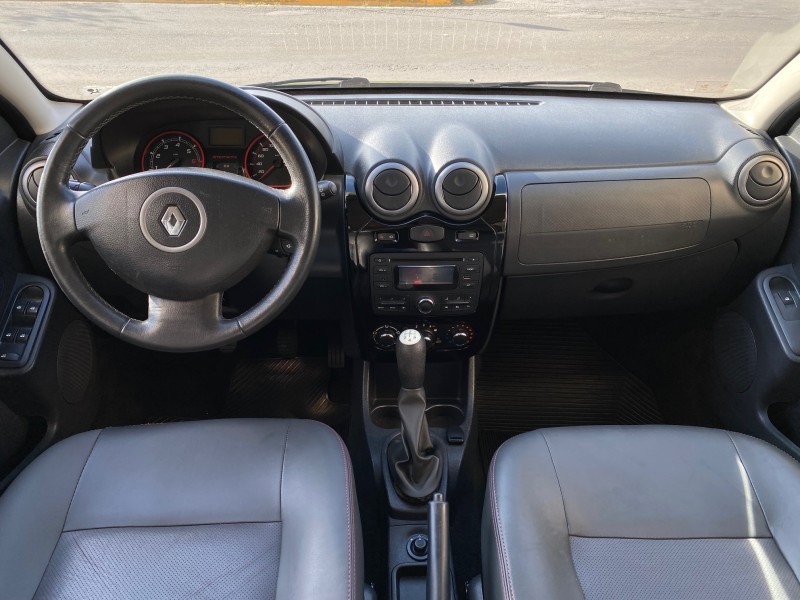 SANDERO 1.6 STEPWAY 16V FLEX 4P MANUAL - 2012 - CAXIAS DO SUL