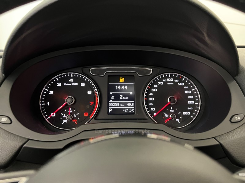 Q3 1.4 TFSI AMBIENTE GASOLINA 4P S TRONIC - 2018 - FLORES DA CUNHA