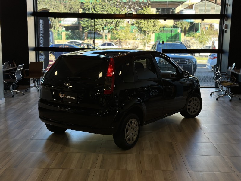 FIESTA 1.6 MPI CLASS HATCH 8V FLEX 4P MANUAL - 2013 - CAXIAS DO SUL
