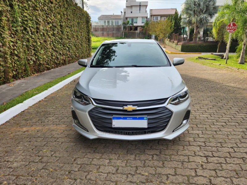 ONIX 1.0	PREMIER PLUS 12V TURBO FLEX 4P AUTOMÁTICO - 2021 - MONTENEGRO