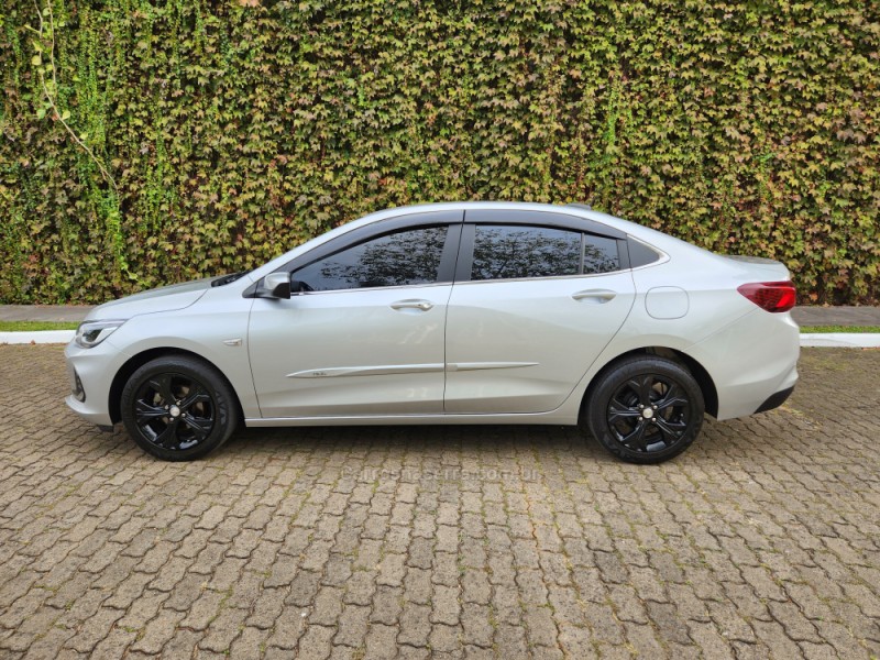 ONIX 1.0	PREMIER PLUS 12V TURBO FLEX 4P AUTOMÁTICO - 2021 - MONTENEGRO