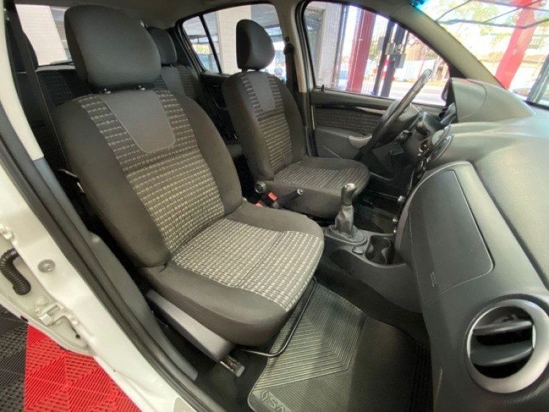 SANDERO 1.6 PRIVILÉGE 8V FLEX 4P MANUAL - 2013 - CAXIAS DO SUL