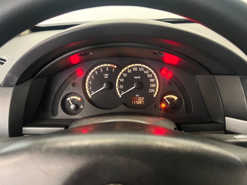 MERIVA 1.8 MPFI 8V FLEX 4P MANUAL - 2006 - FLORES DA CUNHA