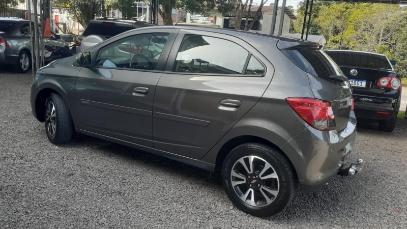ONIX 1.4 MPFI LTZ 8V FLEX 4P AUTOMÁTICO - 2015 - CAXIAS DO SUL