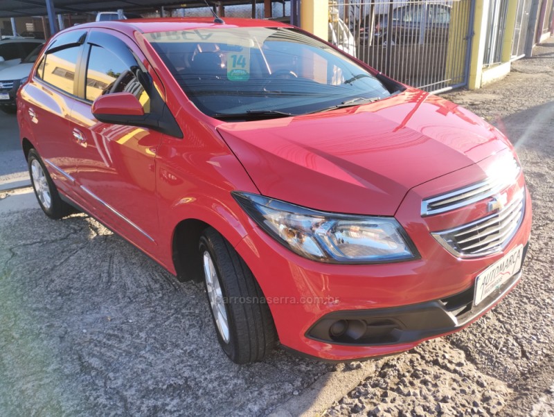 ONIX 1.4 MPFI LT 8V FLEX 4P MANUAL - 2014 - CAXIAS DO SUL