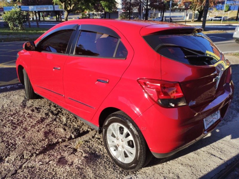 ONIX 1.4 MPFI LT 8V FLEX 4P MANUAL - 2014 - CAXIAS DO SUL