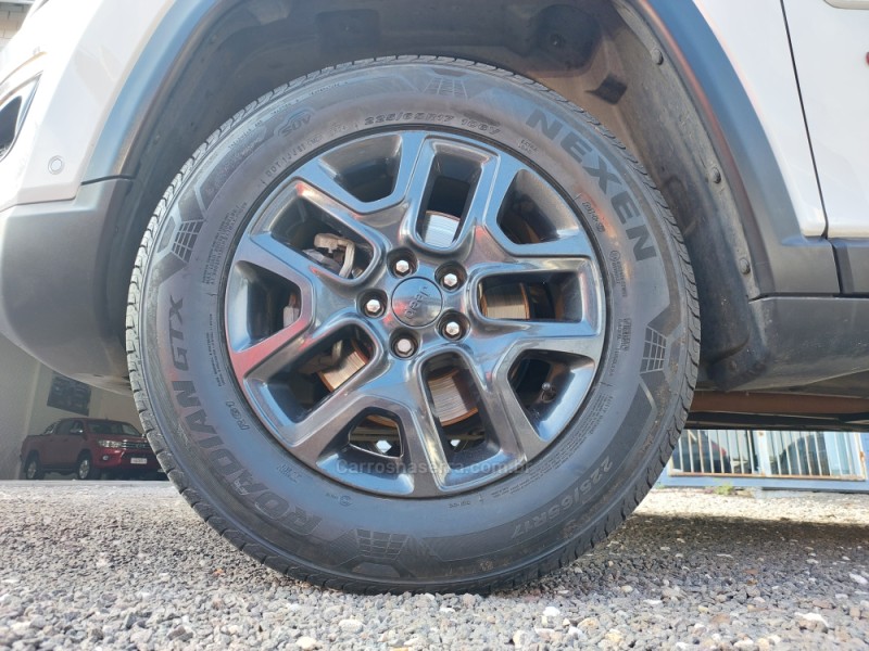 COMPASS 2.0 16V DIESEL TRAILHAWK 4X4 AUTOMÁTICO - 2018 - VENâNCIO AIRES