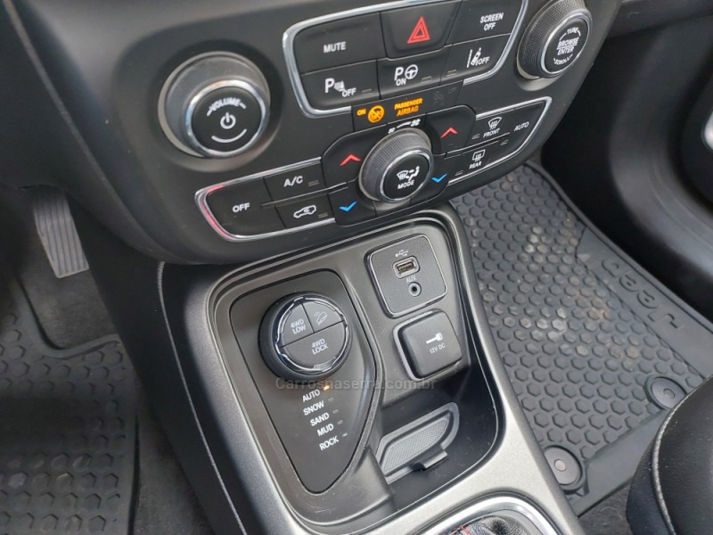 COMPASS 2.0 16V DIESEL TRAILHAWK 4X4 AUTOMÁTICO - 2018 - VENâNCIO AIRES