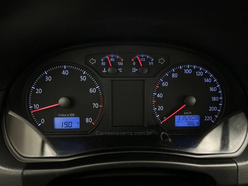 POLO 1.6 MI SPORTLINE 8V FLEX 4P MANUAL - 2008 - NOVA PRATA
