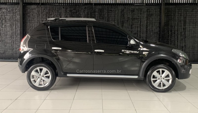 SANDERO 1.6 STEPWAY 16V FLEX 4P MANUAL - 2013 - CAXIAS DO SUL
