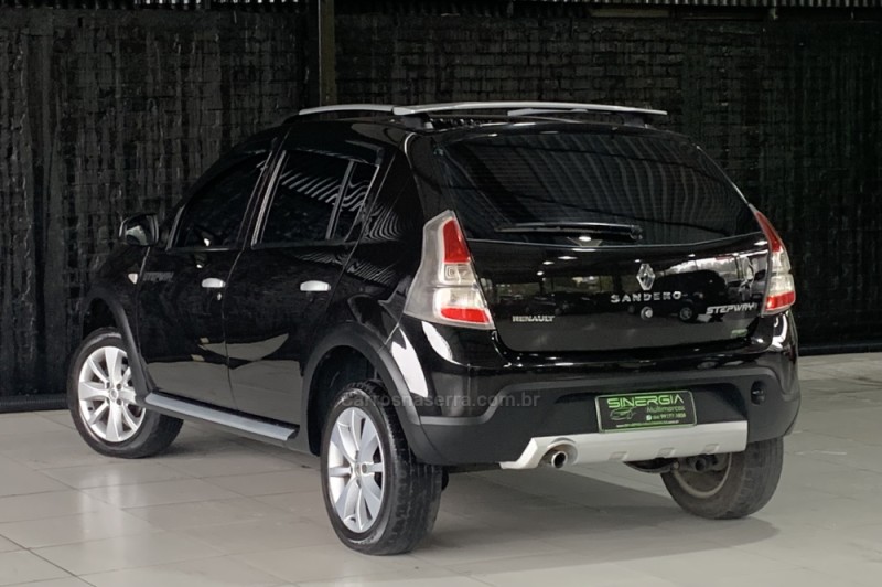 SANDERO 1.6 STEPWAY 16V FLEX 4P MANUAL - 2013 - CAXIAS DO SUL
