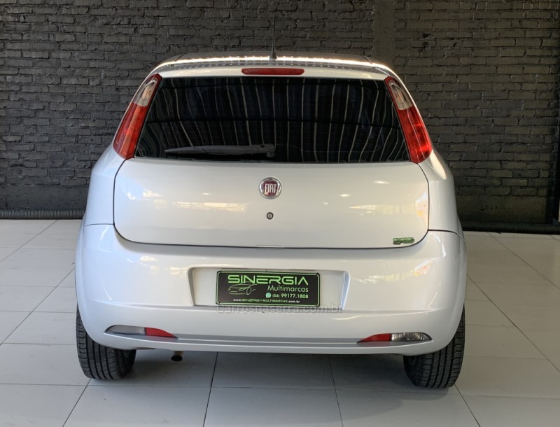 PUNTO 1.4 ATTRACTIVE 8V FLEX 4P MANUAL - 2011 - CAXIAS DO SUL