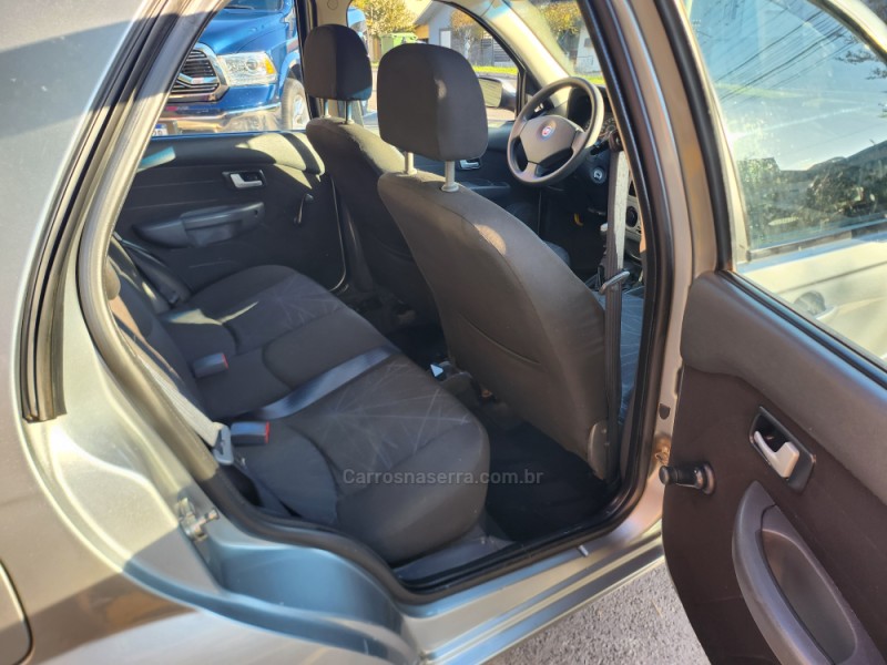PALIO 1.4 MPI ELX 8V FLEX 4P MANUAL - 2010 - VERANóPOLIS
