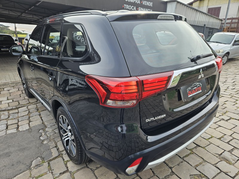 OUTLANDER 2.0 MIVEC HPE GASOLINA 4P AUTOMÁTICO - 2016 - CAXIAS DO SUL