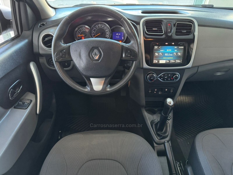 LOGAN 1.6 DYNAMIQUE 8V FLEX 4P MANUAL - 2015 - SãO LEOPOLDO