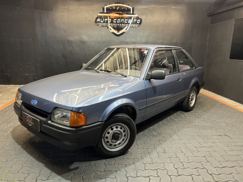 ESCORT 1.6 L 8V GASOLINA 2P MANUAL - 1988 - CAXIAS DO SUL