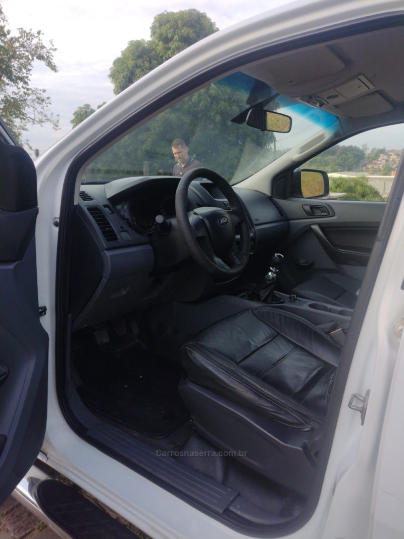 RANGER 2.2 XL 4X4 CD 16V DIESEL 4P MANUAL - 2014 - SAPIRANGA