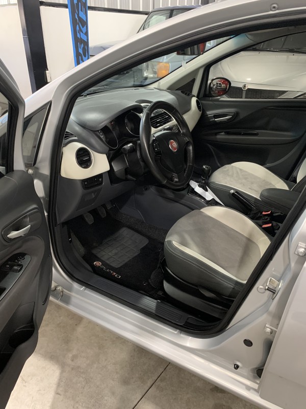 PUNTO 1.6 ESSENCE 16V FLEX 4P MANUAL - 2013 - CAXIAS DO SUL