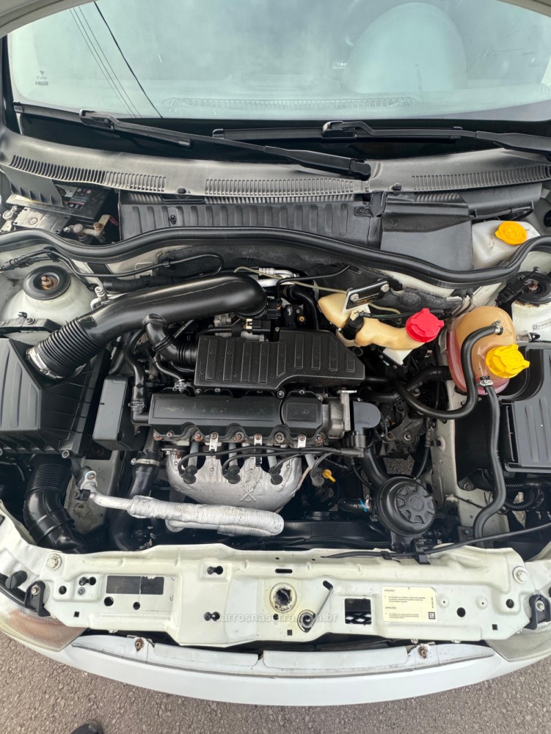 CORSA 1.4 MPFI MAXX 8V FLEX 4P MANUAL - 2012 - CAXIAS DO SUL