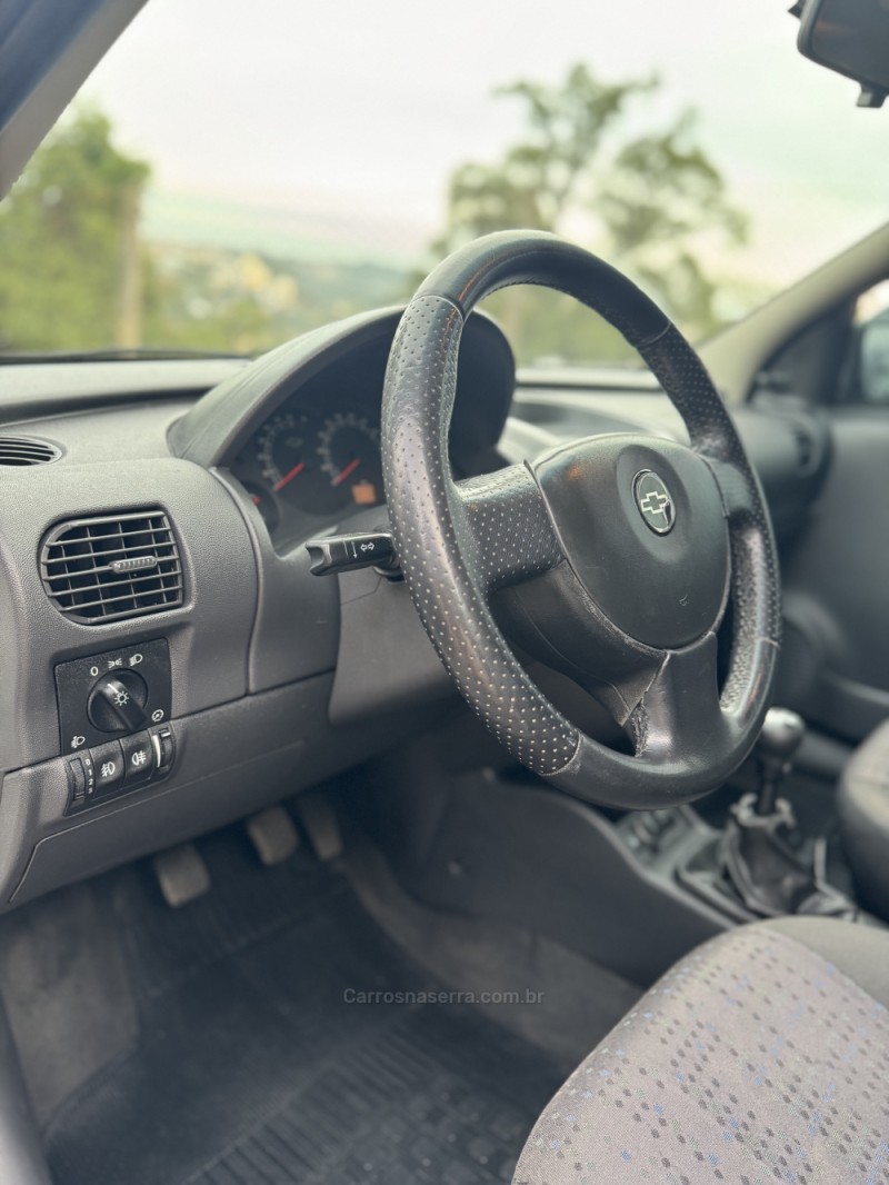 CORSA 1.4 MPFI MAXX 8V FLEX 4P MANUAL - 2012 - CAXIAS DO SUL