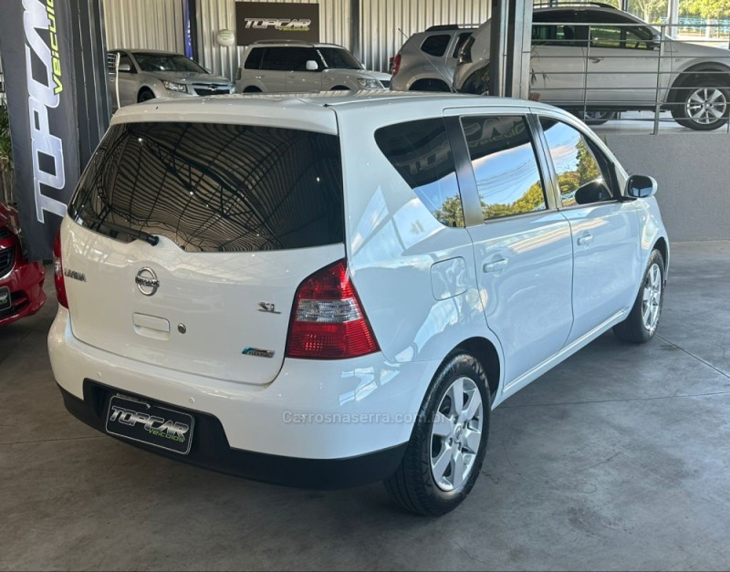 LIVINA 1.6 SL 16V FLEX 4P MANUAL - 2010 - CAMPO BOM