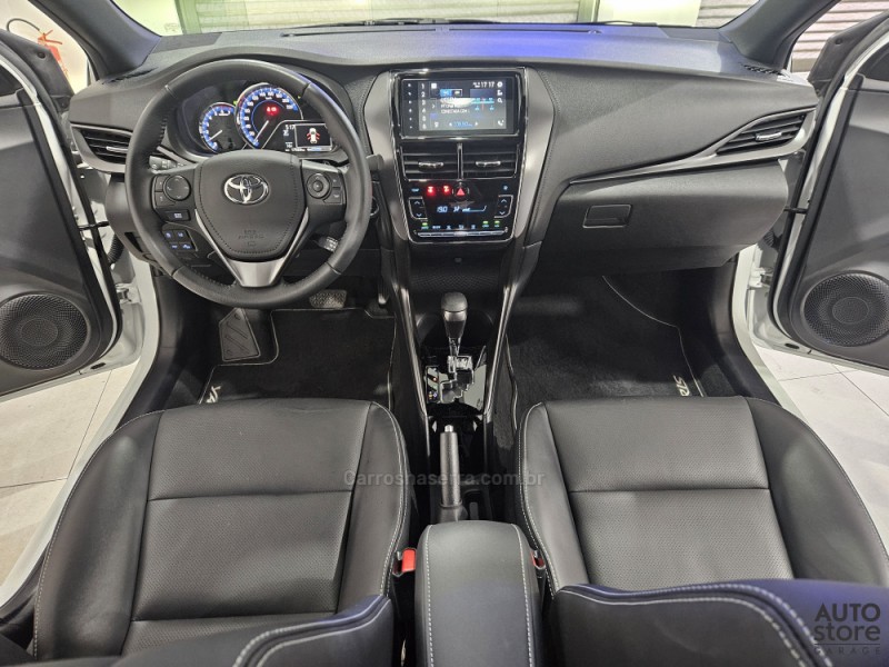 YARIS 1.5 XLS FLEX 4P AUTOMÁTICO - 2025 - CAXIAS DO SUL
