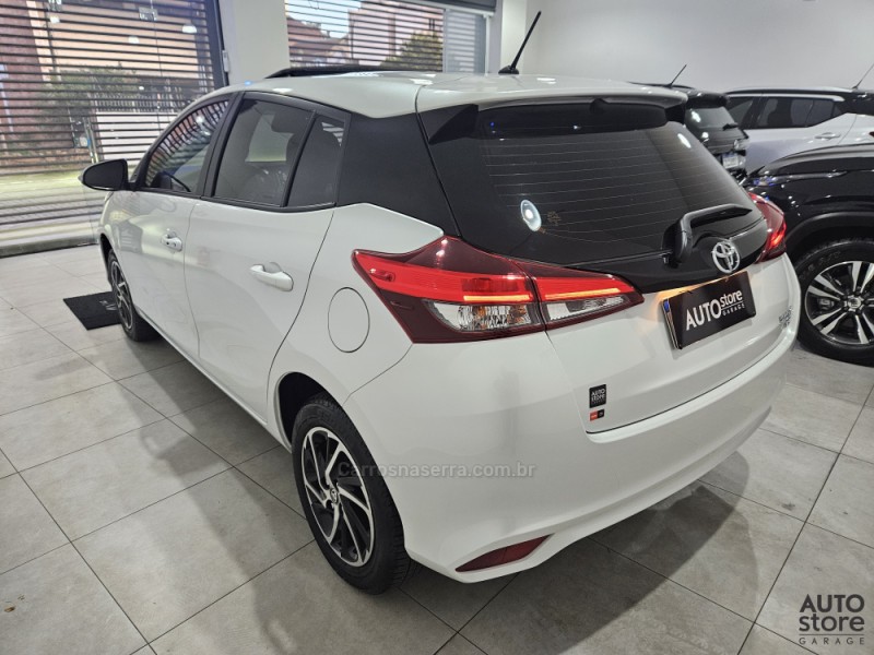 YARIS 1.5 XLS FLEX 4P AUTOMÁTICO - 2025 - CAXIAS DO SUL