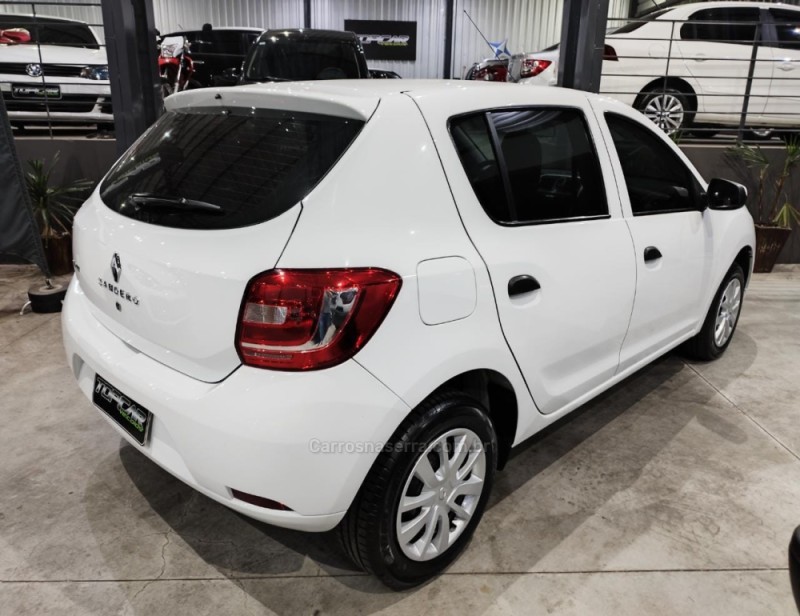 SANDERO 1.0 AUTHENTIQUE 12V FLEX 4P MANUAL - 2020 - CAMPO BOM