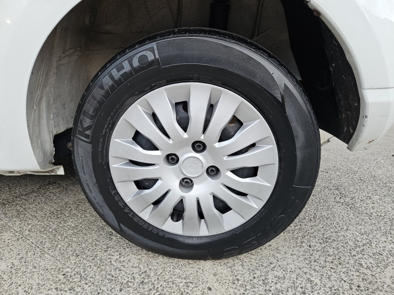 SANDERO 1.0 AUTHENTIQUE 8V FLEX 4P MANUAL - 2012 - CAXIAS DO SUL