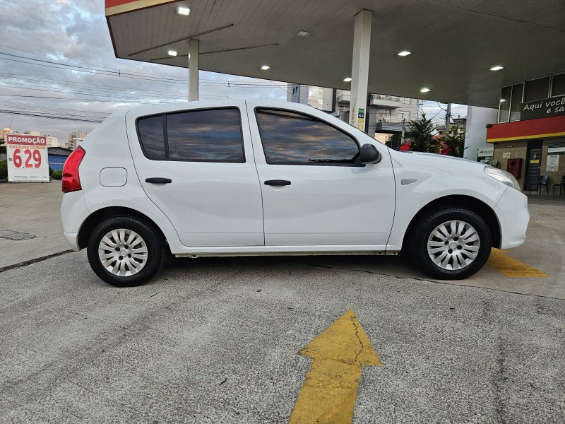 SANDERO 1.0 AUTHENTIQUE 8V FLEX 4P MANUAL - 2012 - CAXIAS DO SUL