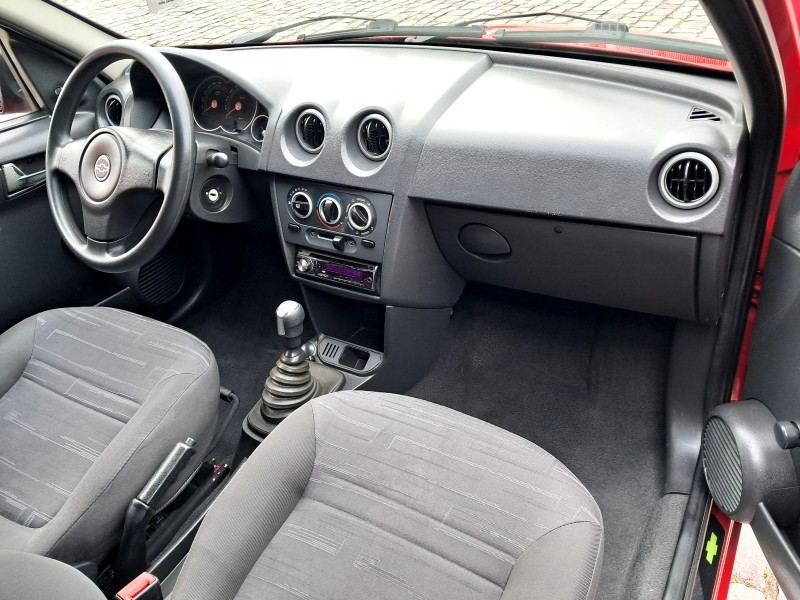 PRISMA 1.4 MPFI MAXX 8V FLEX 4P MANUAL - 2011 - CAXIAS DO SUL