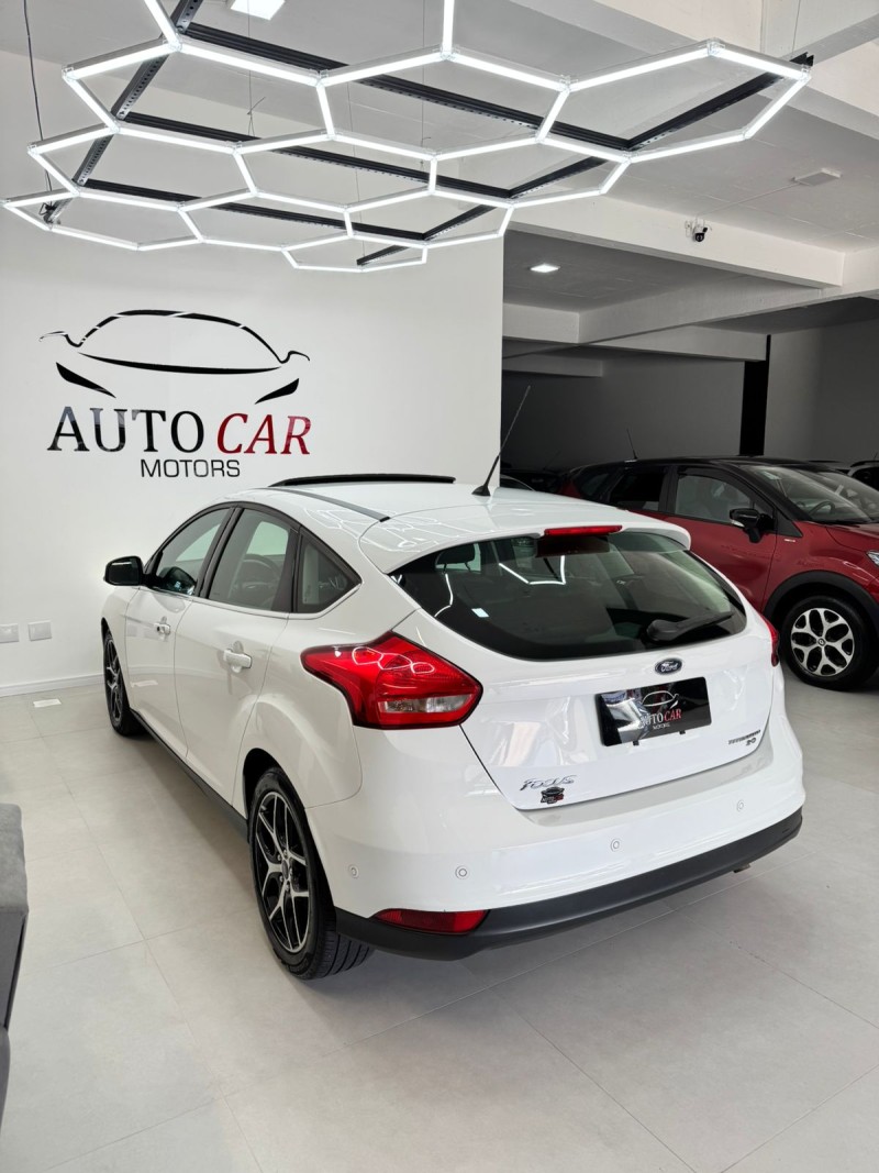 FOCUS 2.0 TITANIUM PLUS HATCH 16V FLEX 4P AUTO - 2016 - CAXIAS DO SUL