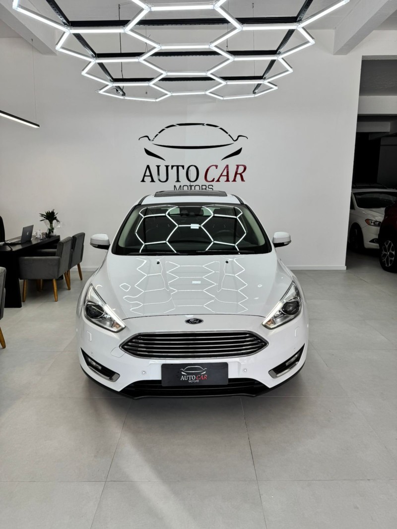 FOCUS 2.0 TITANIUM PLUS HATCH 16V FLEX 4P AUTO - 2016 - CAXIAS DO SUL
