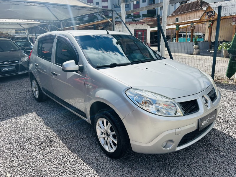 SANDERO 1.0 EXPRESSION 16V FLEX 4P MANUAL - 2011 - CAXIAS DO SUL