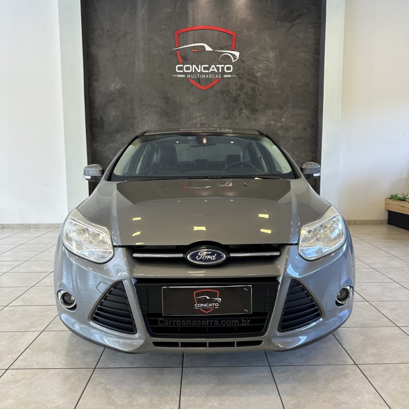 FOCUS 2.0 TITANIUM SEDAN 16V FLEX 4P AUTOMÁTICO - 2015 - FARROUPILHA