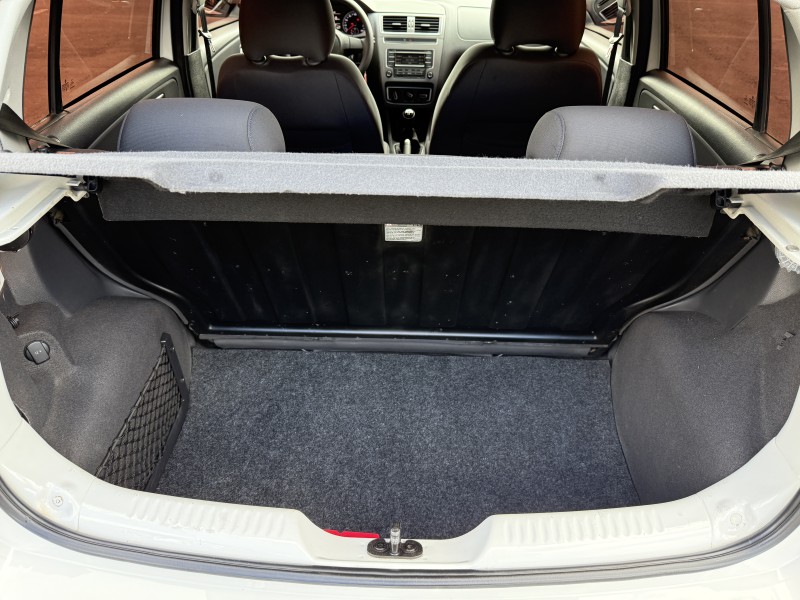 FOX 1.6 COMFORTLINE 8V FLEX 4P MANUAL - 2015 - CAXIAS DO SUL