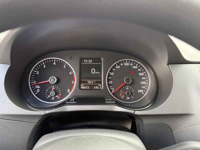 FOX 1.6 COMFORTLINE 8V FLEX 4P MANUAL - 2015 - CAXIAS DO SUL