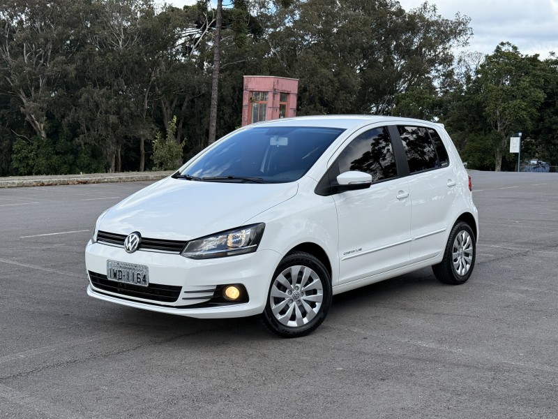 fox 1.6 comfortline 8v flex 4p manual 2015 caxias do sul