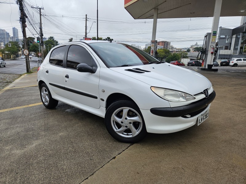 206 1.6 SELECTION 16V GASOLINA 4P MANUAL - 2004 - CAXIAS DO SUL