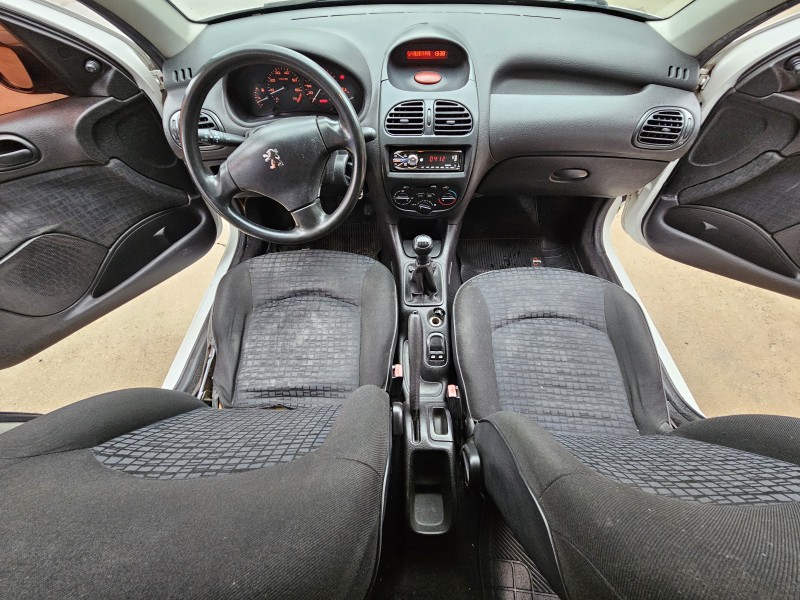 206 1.6 SELECTION 16V GASOLINA 4P MANUAL - 2004 - CAXIAS DO SUL