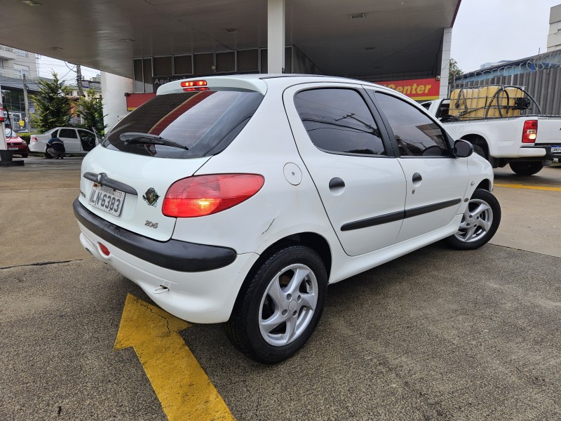 206 1.6 SELECTION 16V GASOLINA 4P MANUAL - 2004 - CAXIAS DO SUL