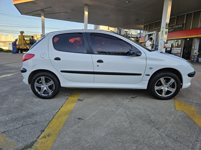 206 1.6 SELECTION 16V GASOLINA 4P MANUAL - 2004 - CAXIAS DO SUL