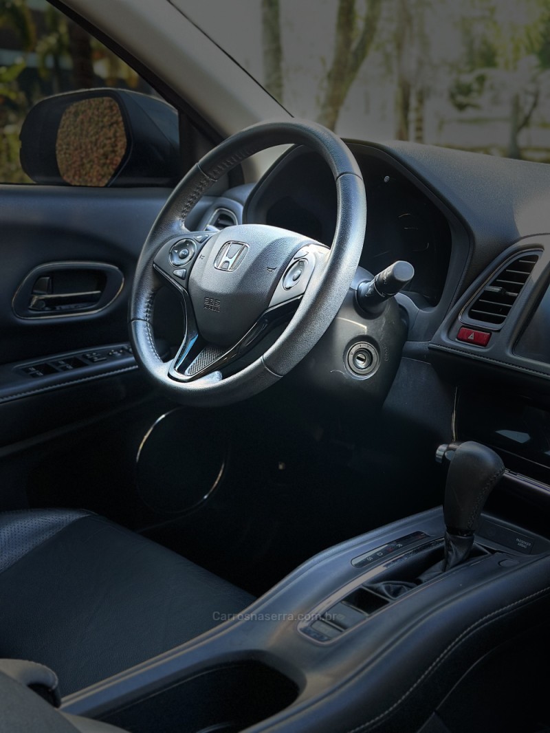 HR-V 1.8 16V FLEX TOURING 4P AUTOMÁTICO - 2018 - MONTENEGRO