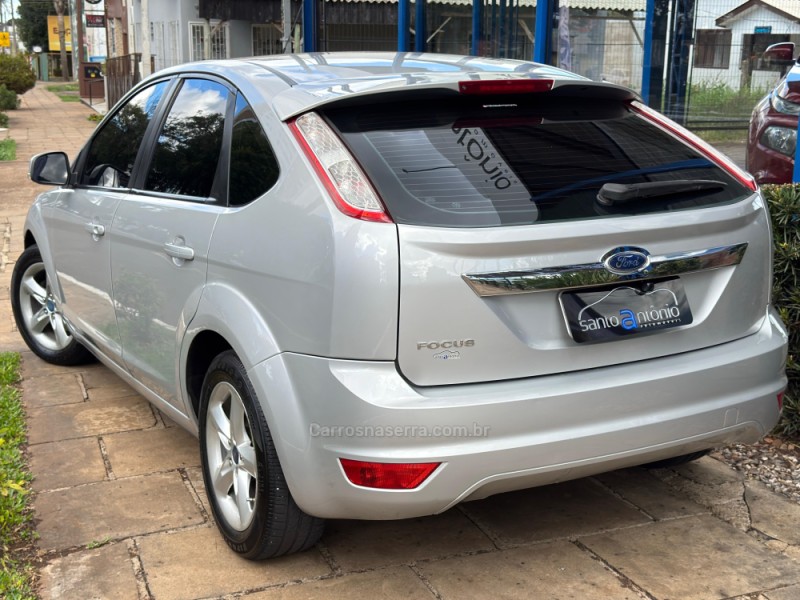 FOCUS 1.6 GLX 16V FLEX 4P MANUAL - 2012 - LAGOA VERMELHA