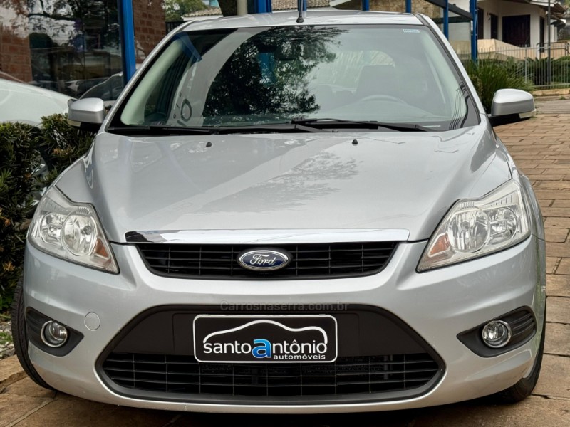 FOCUS 1.6 GLX 16V FLEX 4P MANUAL - 2012 - LAGOA VERMELHA