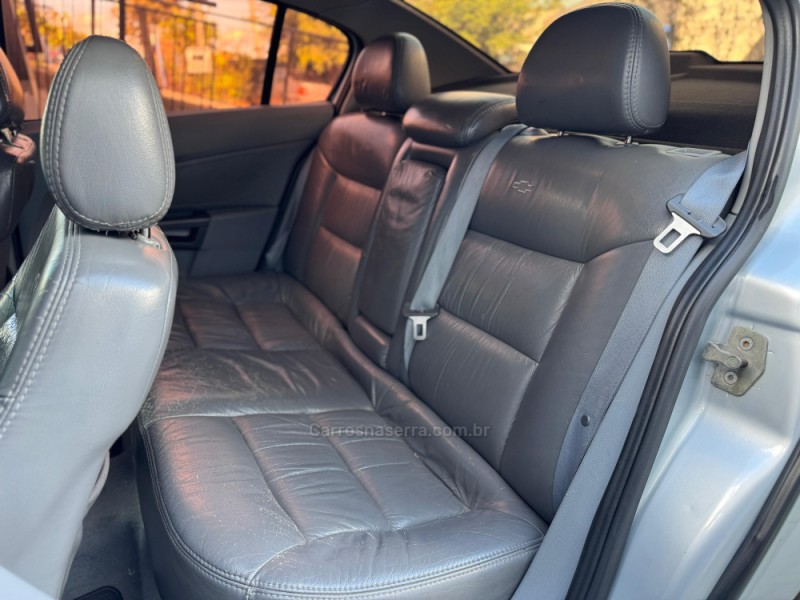 VECTRA 2.0 MPFI ELEGANCE 8V 140CV FLEX 4P MANUAL - 2008 - FARROUPILHA